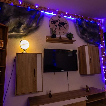 #121 Grosse, Gemuetliche Wohnung In Remscheid-City Bagian luar foto