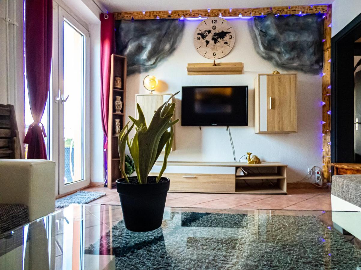 #121 Grosse, Gemuetliche Wohnung In Remscheid-City Bagian luar foto