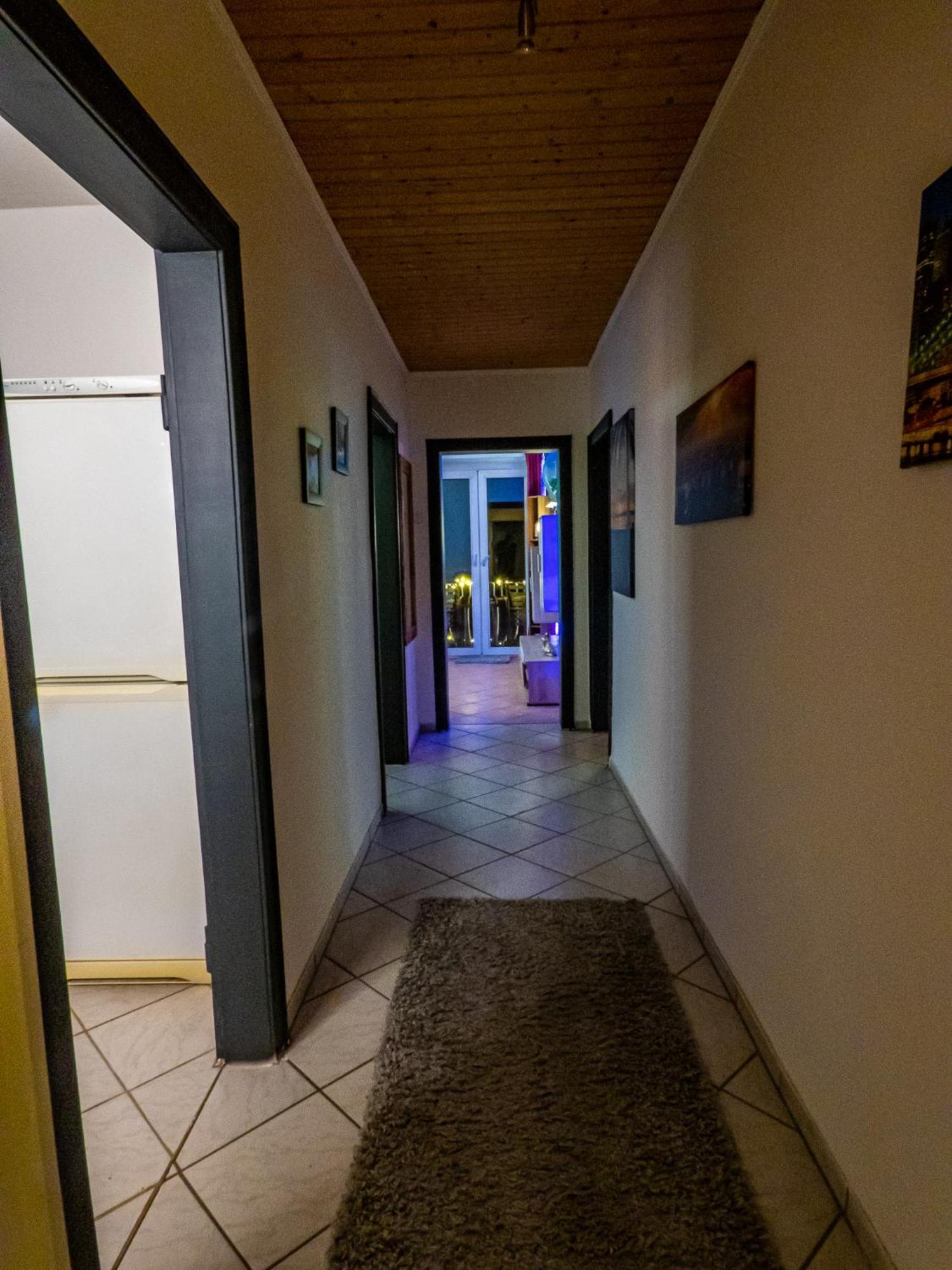 #121 Grosse, Gemuetliche Wohnung In Remscheid-City Bagian luar foto